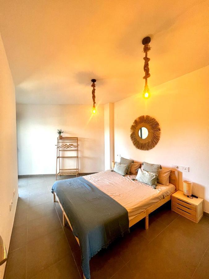 Apartamento En La Playa Calafat Buitenkant foto